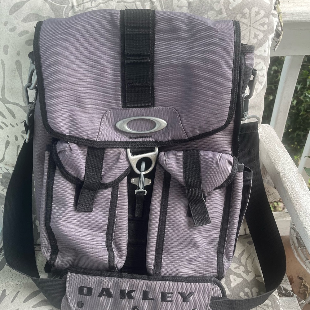 Oakley 2012 Tactical Field Gear  Red Code Utility Bag.
